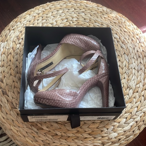 Very Sexy Vintage Rachel Zoe Python Print Stiletto Platform Heels in Rose Hue 🤩 - Picture 9 of 15